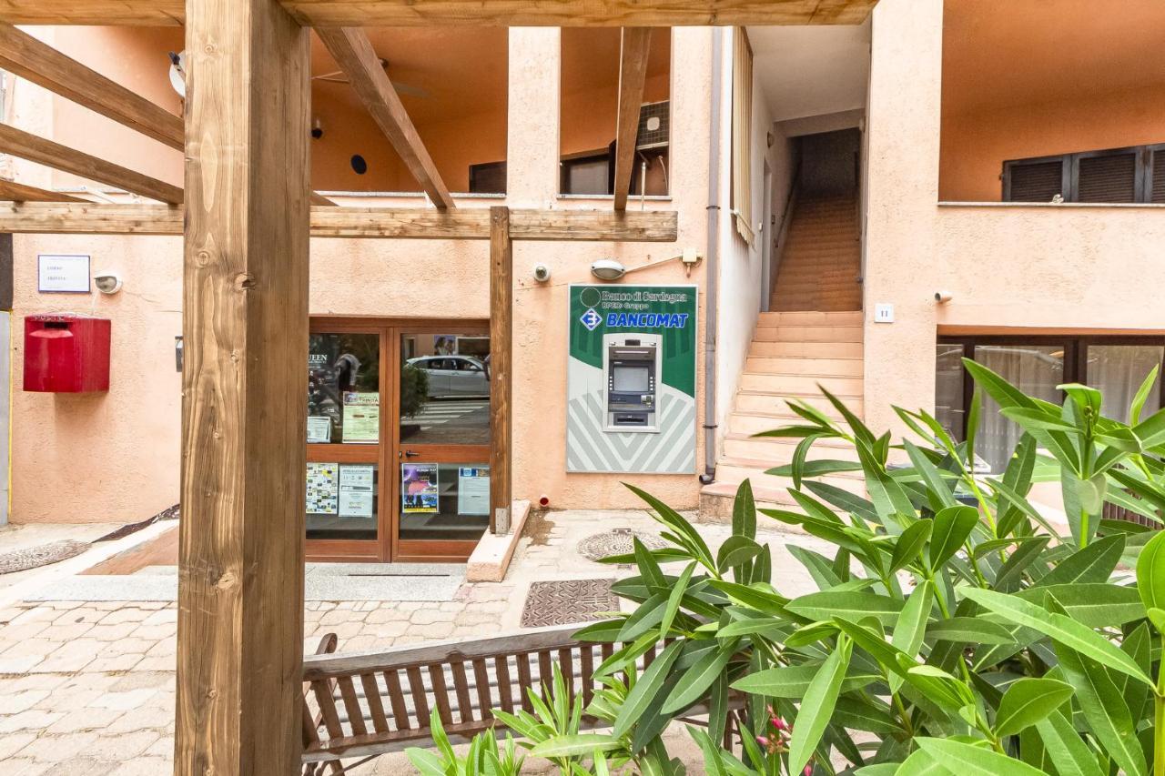 Relax Family House Al Mare Διαμέρισμα Isola Rossa Εξωτερικό φωτογραφία