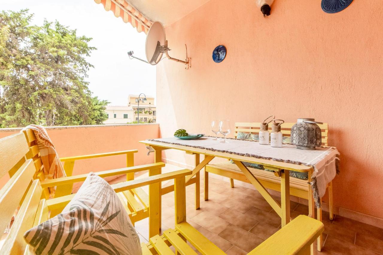 Relax Family House Al Mare Διαμέρισμα Isola Rossa Εξωτερικό φωτογραφία