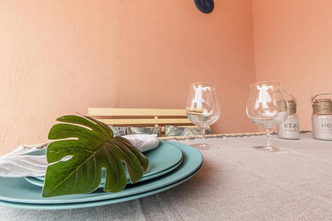 Relax Family House Al Mare Διαμέρισμα Isola Rossa Εξωτερικό φωτογραφία