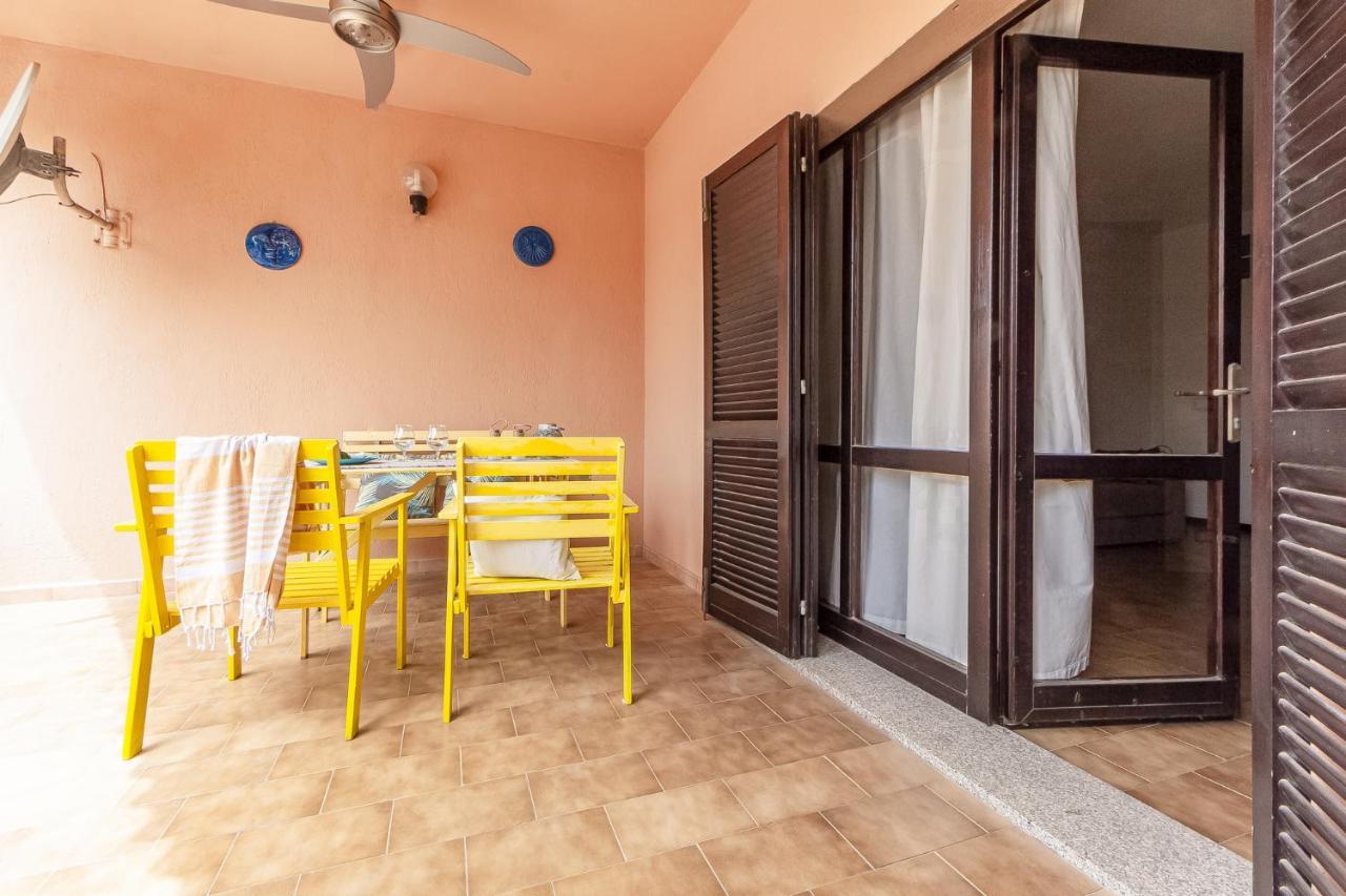 Relax Family House Al Mare Διαμέρισμα Isola Rossa Εξωτερικό φωτογραφία